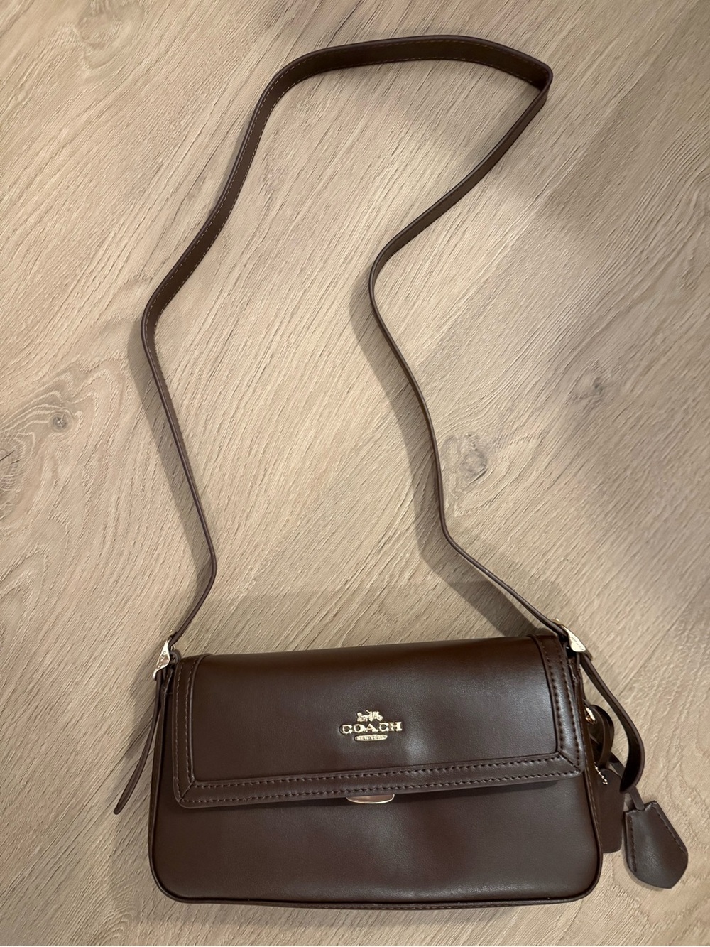 Coach New York Brown Leather Shoulder Bag - Picture 6 of 7